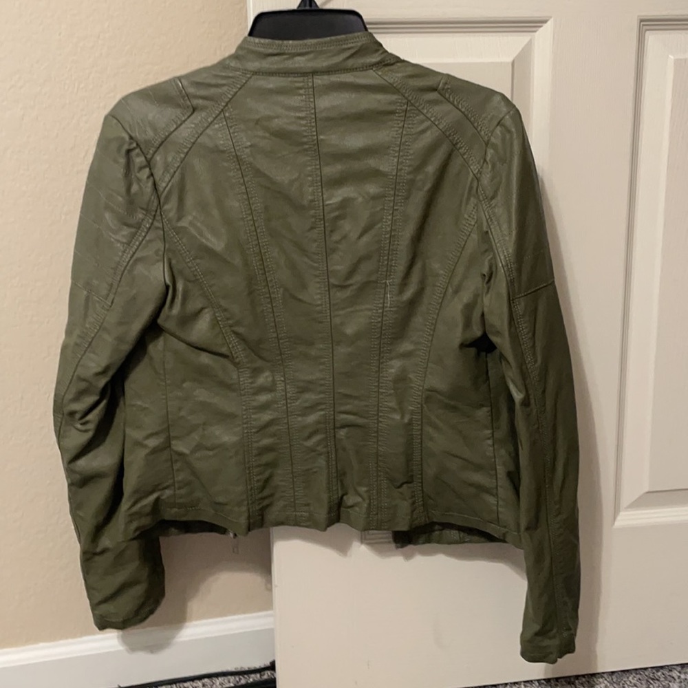 Olive green leather jacket - Picture 2 of 2